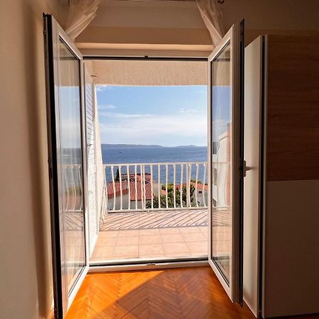 Apartments Paulina Trogir Exterior photo